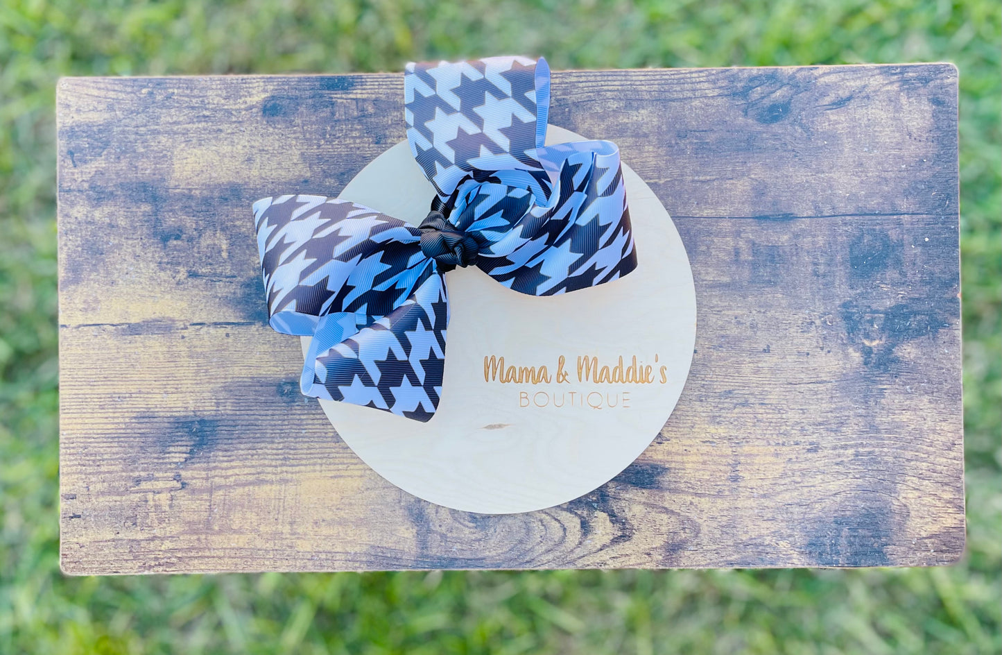 Houndstooth ribbon bows