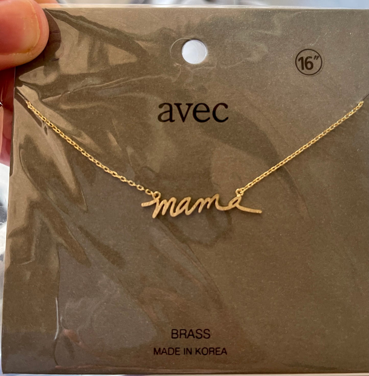 Mama necklace